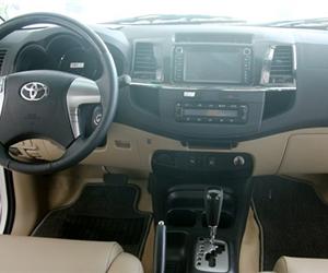 Đánh giá Fortuner TRD Sportivo 2014: khác biệt và hoàn thiện-12