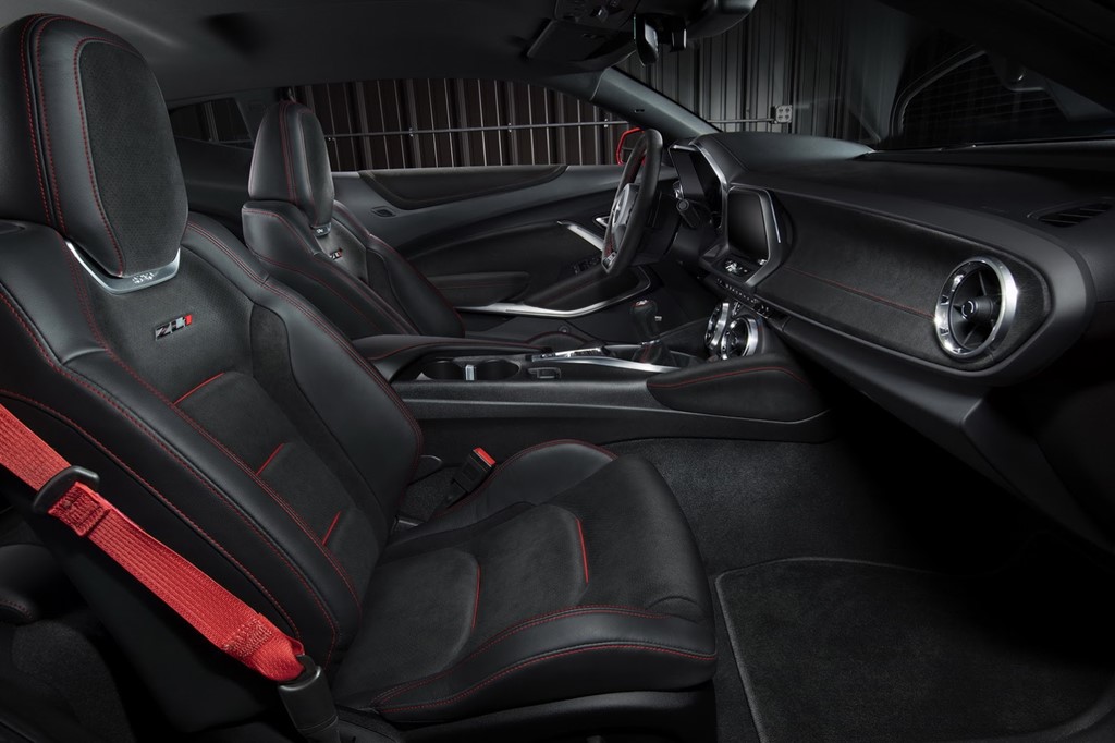 Xe thể thao Chevrolet Camaro ZL1 công suất 640 mã lực 