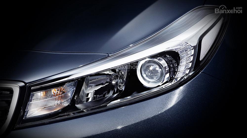 Kia k3 2016.