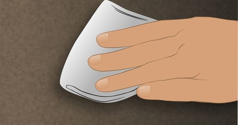 Chà sạch toàn bộ ghế.