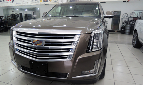 khung-long-escalade-platinum-2016-mau-doc-gia-7-ty