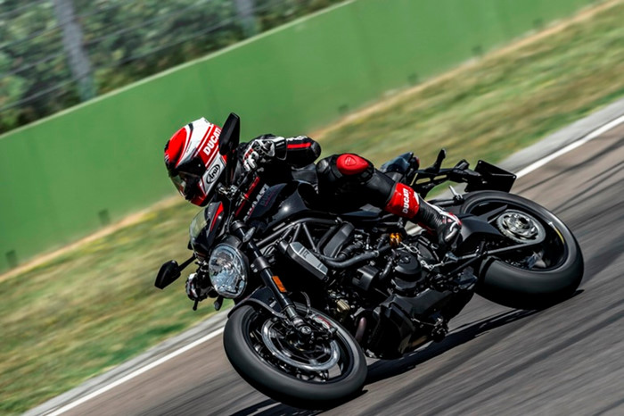 Ducati tung ra ‘quái vật’ mạnh nhất lịch sử ảnh 15