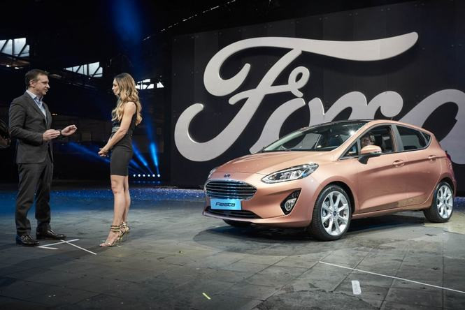 Ford Fiesta 2017 trình làng, thêm phiên bản gầm cao ảnh 5