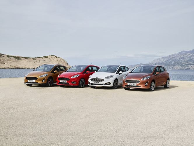 Ford Fiesta 2017 trình làng, thêm phiên bản gầm cao ảnh 2