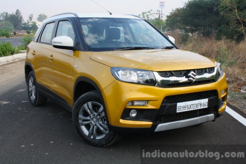 suzuki-vitara-brezza-se-co-them-tuy-chon-dong-co-xang