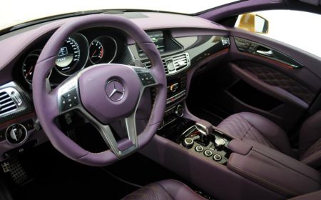 10 không gian nội thất xe hơi xấu nhất 8